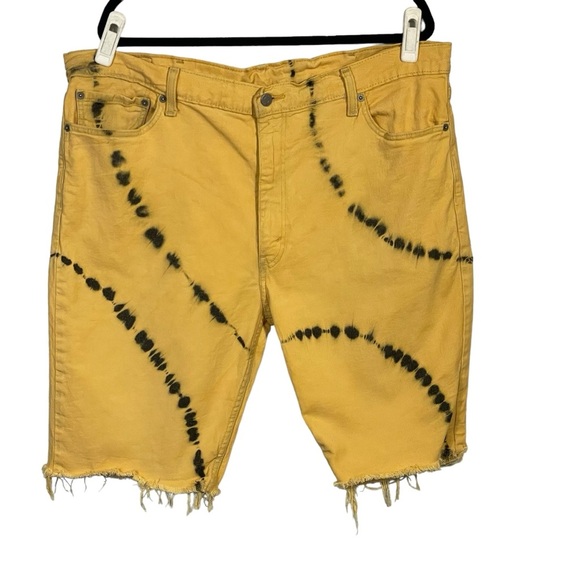 Levi Straus 511 Men’s Yellow Black Tie Dye Cutoff Jeans Shorts Sz 42 - Picture 1 of 12